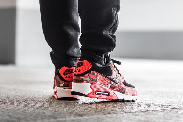 Nike x Atmos Air Max 90 